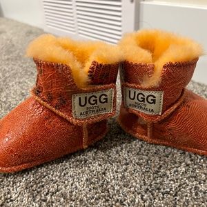 Ugg Australia Erin Bootie baby Size M (12-18 months)